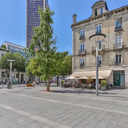 Apartment Warm And Lovely Flat In Nantes